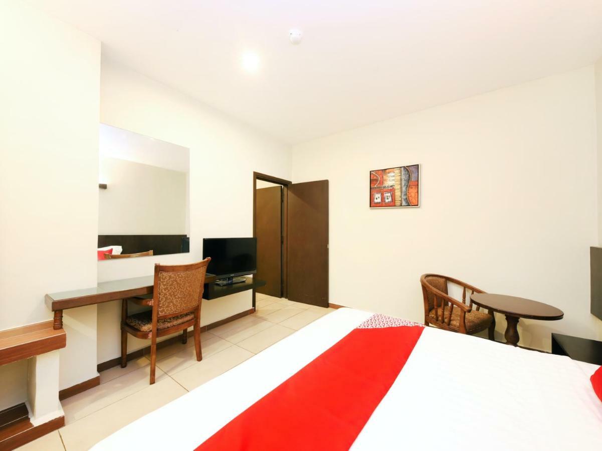Hotel Bei King Sitiawan Buitenkant foto